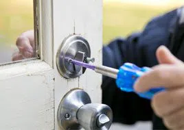 Galaxy Locksmith Store Cranston, RI 401-424-9805 - 12-Changing-Locks
