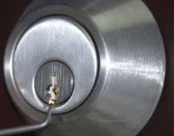 Galaxy Locksmith Store Cranston, RI 401-424-9805 - 7-Broken-Key-Extraction